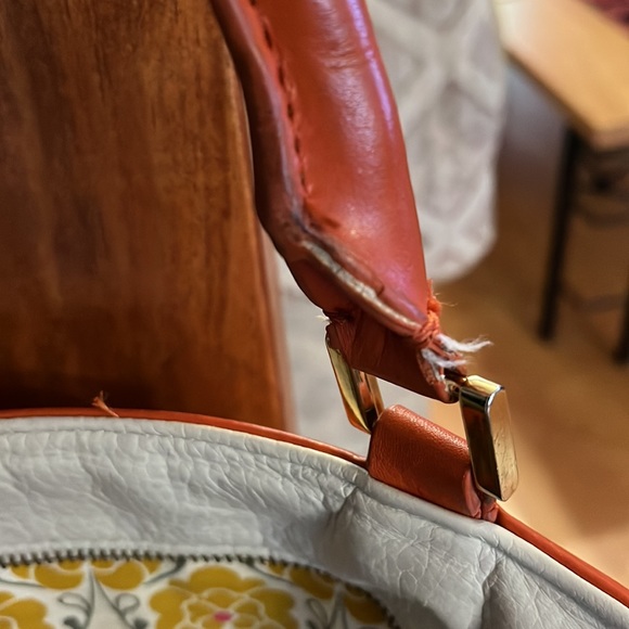 Emma Fox shoulder bag - Picture 9 of 15